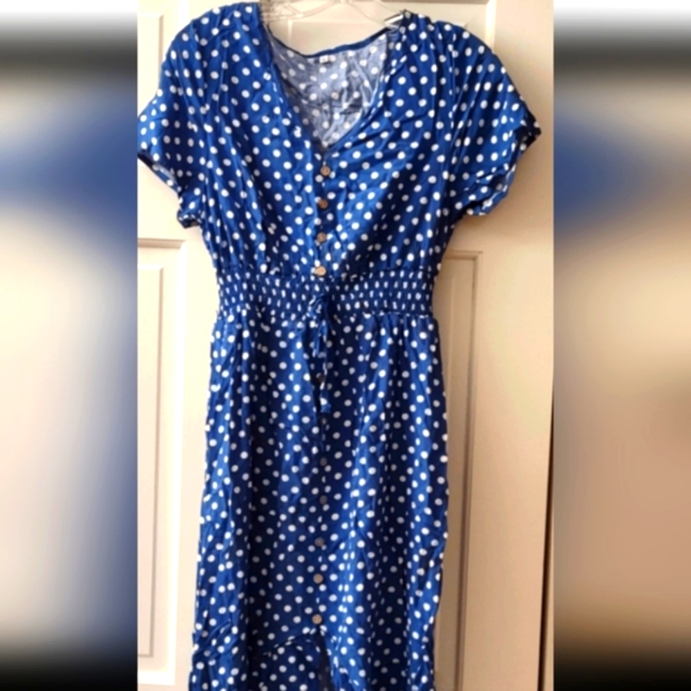 Polka dot dress brand new!
